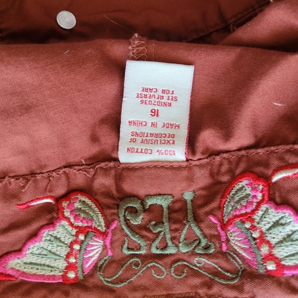 Yes brand size 16 (very small!!) sorts, great condition - Picture 5 of 5